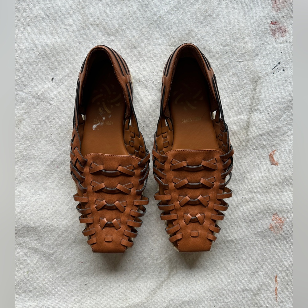 Sam and Libby Espadrilles . Brown Leather. Size 8